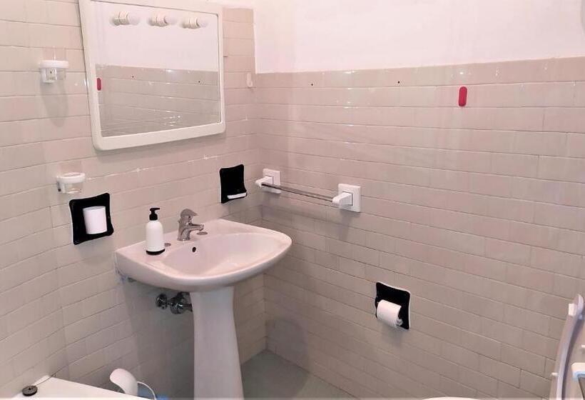 شقة غرفتين, B&b Del Podesta