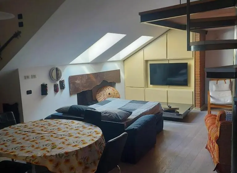 １ベッドルームペントハウスアパート, La Corte Di Brusuglio Apartments