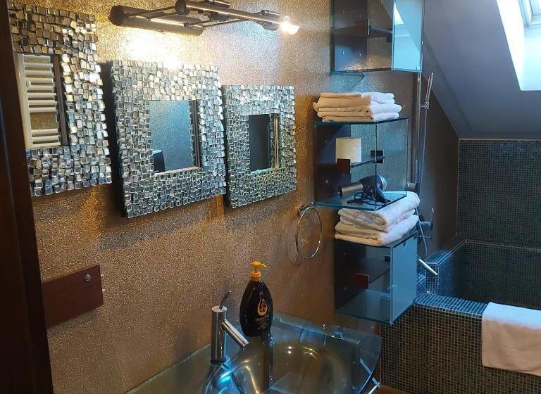 شقة دور أخير غرفة نوم واحدة, La Corte Di Brusuglio Apartments