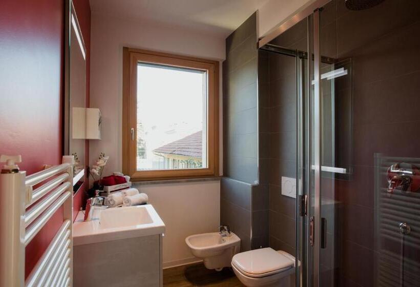 キングサイズベッドのデラックススイート, B&b Leterrazze Boutique Hotel   Torino