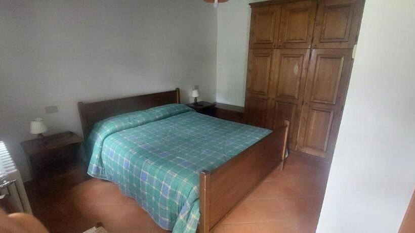 חדר סטנדרט לארבעה, Agriturismo Macchiapiede