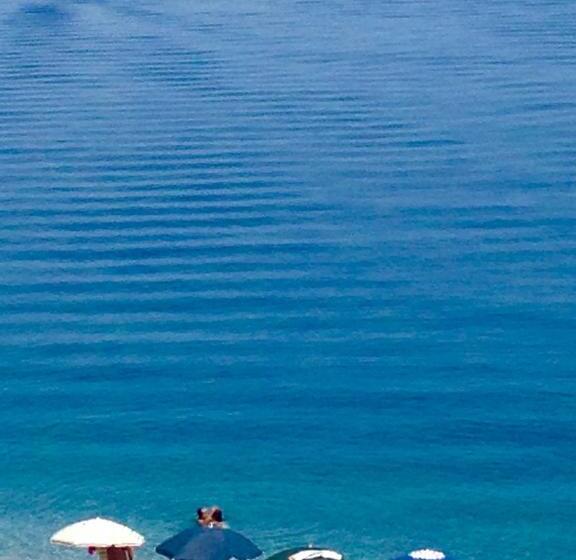 带海景的标准房, Colapesce