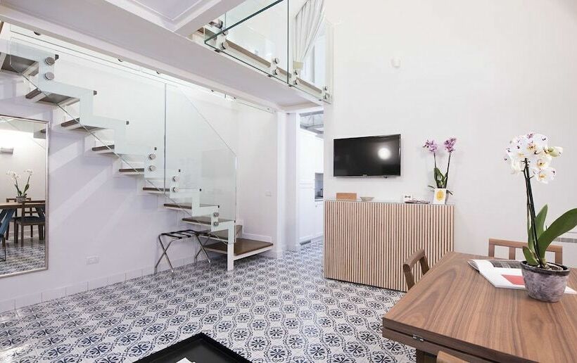 ４ベッドルームクラシックタイプ, Diecisedici