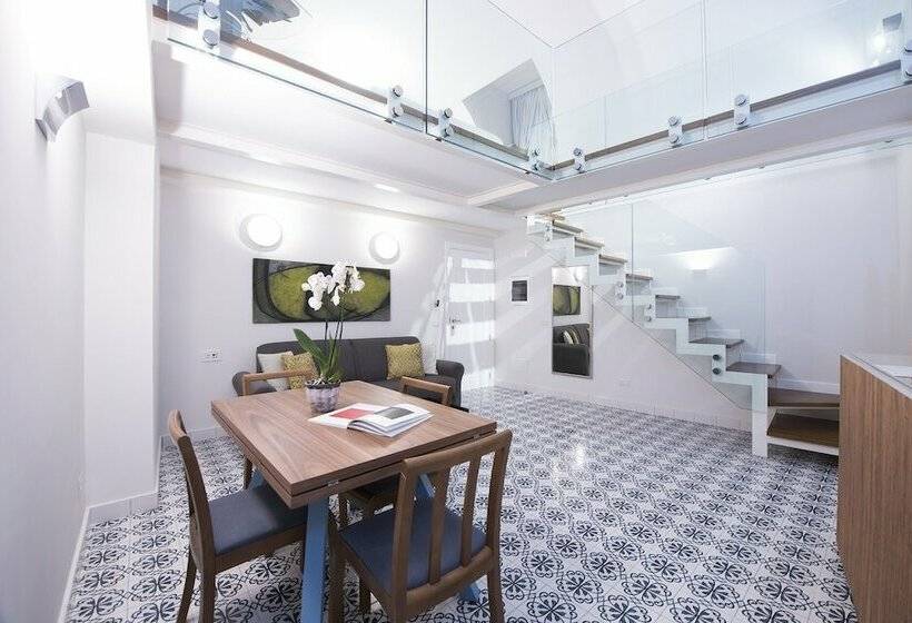 ４ベッドルームクラシックタイプ, Diecisedici