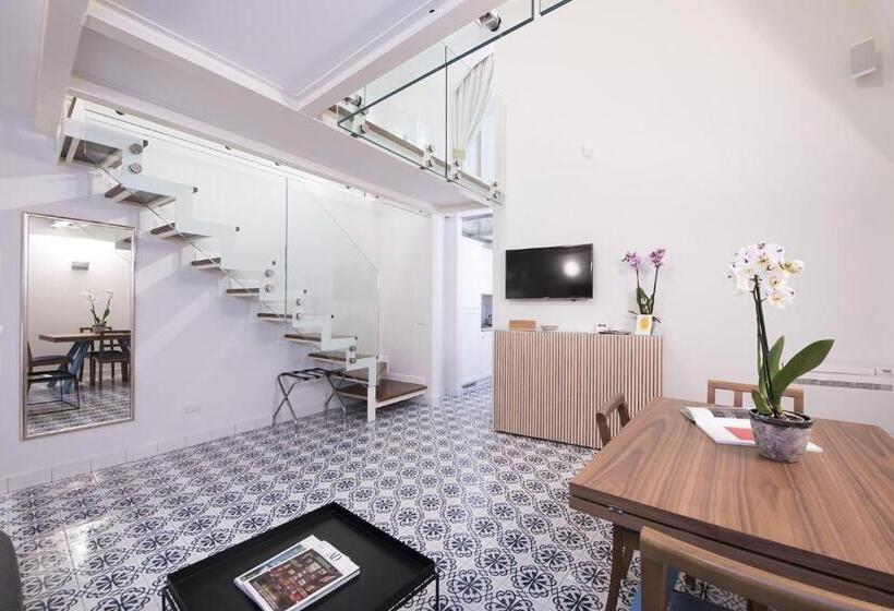 ４ベッドルームクラシックタイプ, Diecisedici