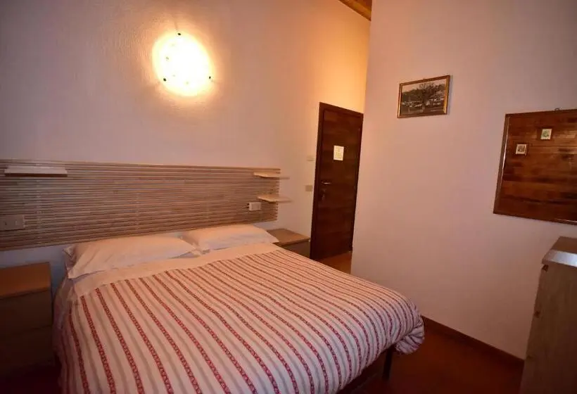 اتاق لوکس, Rifugio Le Chevalier