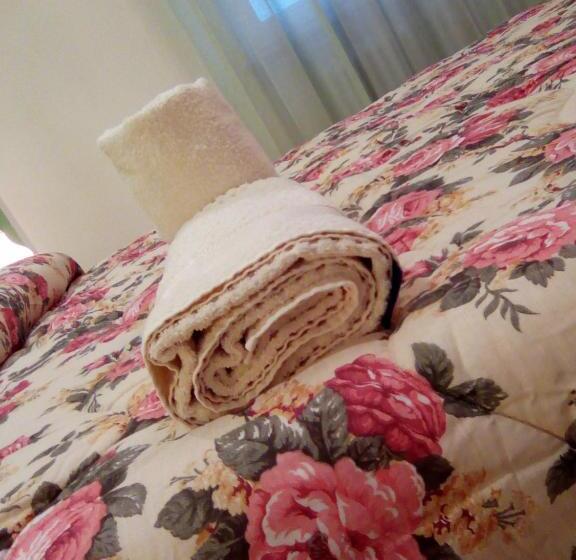 غرفة قياسية مطلّة علي البحر, Terrazza Sul Mare