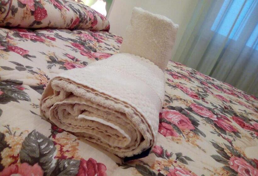 غرفة قياسية مطلّة علي البحر, Terrazza Sul Mare