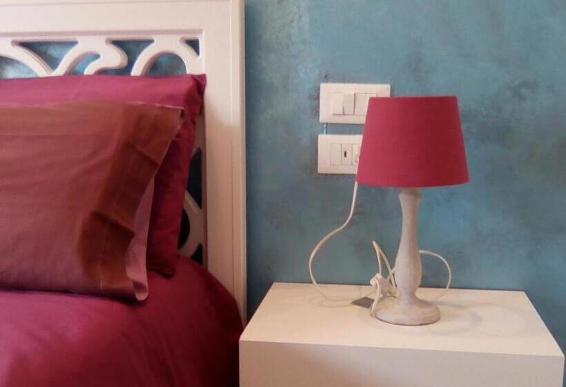 غرفة كلاسيكية مطلّة علي البحر, Terrazza Sul Mare