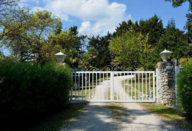 اتاق استاندارد اینتریور, Villa Ghirardelli