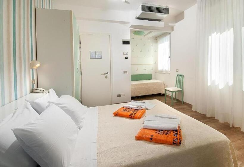 اتاق استاندارد چهارنفره با بالکن, Albatros