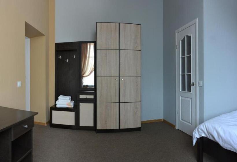 اتاق استاندارد, Orange