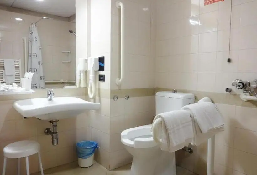 身障者適用スタンダードルーム, Ih Hotels Milano Blu Visconti