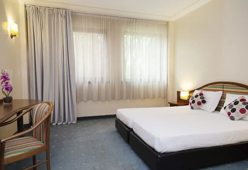 身障者適用スタンダードルーム, Ih Hotels Milano Blu Visconti