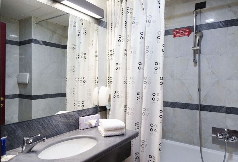 חדר סטנדרט לשלושה, Ih Hotels Milano Blu Visconti