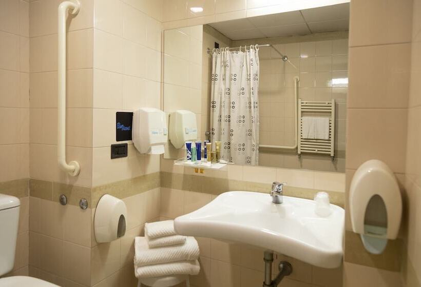 Номер Стандарт Трехместный, Ih Hotels Milano Blu Visconti