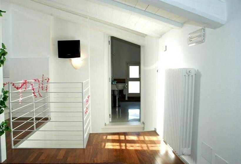 غرفة قياسية رباعية مطلة على الحديقة, B&b Antico Castello