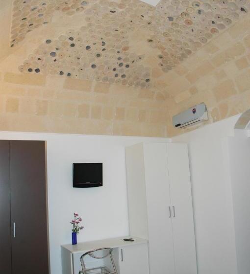 غرفة قياسية رباعية مطلة على الحديقة, B&b Antico Castello