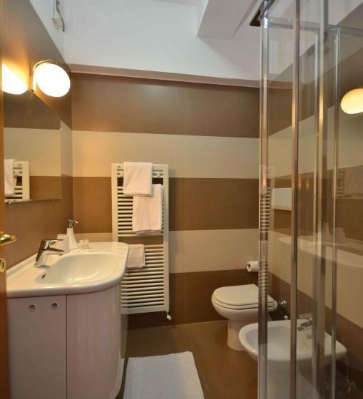 استودیوی لوکس, B&b La Dimora Di Iside