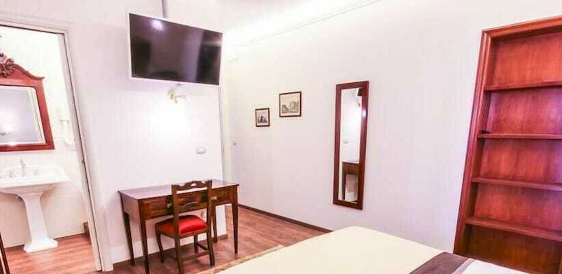 اتاق استاندارد یک نفره, 96 Guest House