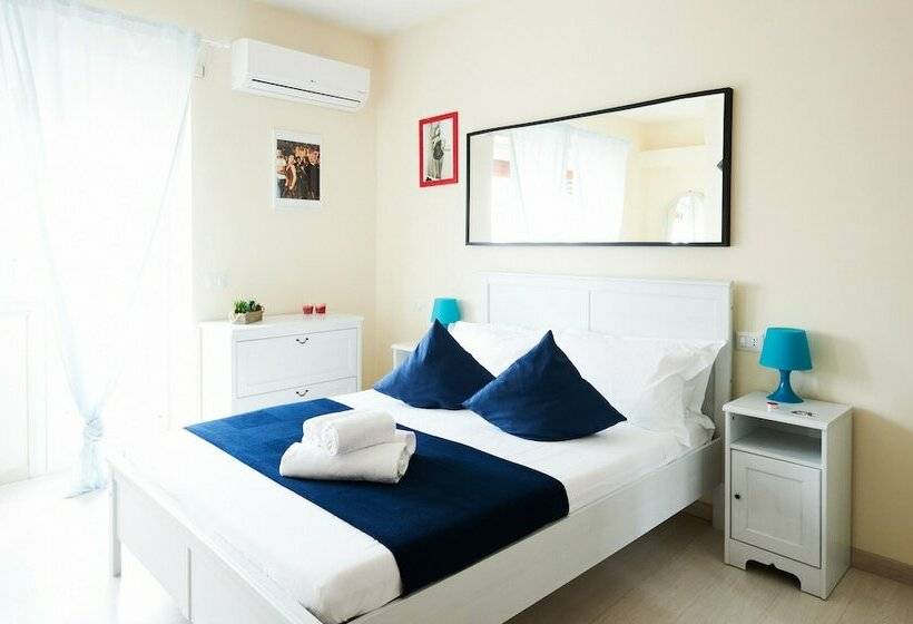 Camera Standard con Balcone, Bnb Drive In