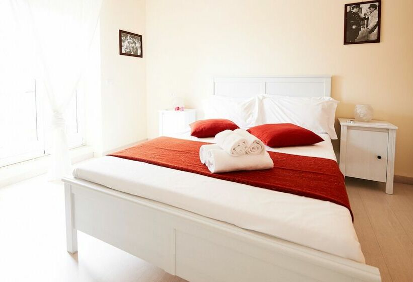 Camera Classica Letto Matrimoniale, Bnb Drive In