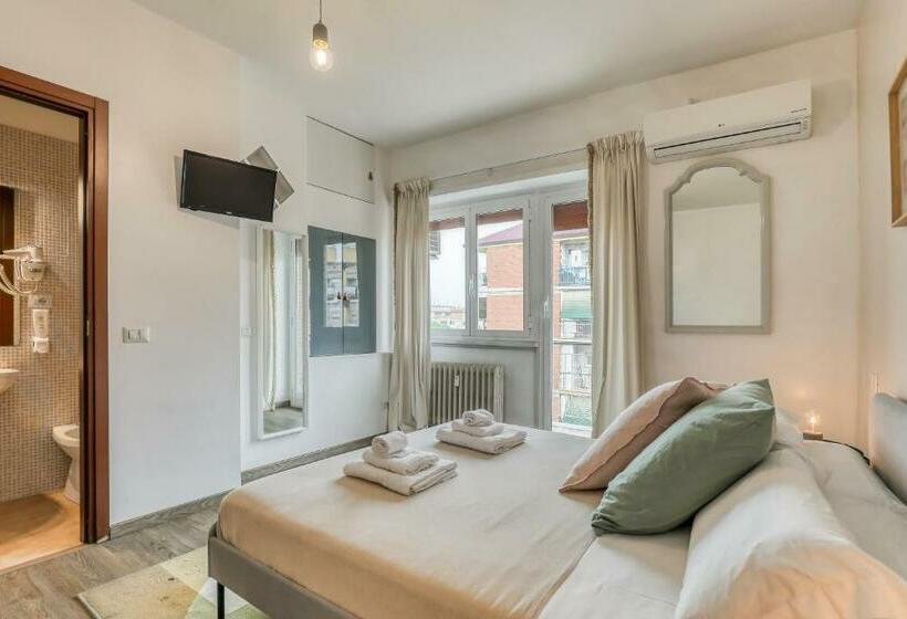 Camera Standard con Balcone, Bnb Drive In
