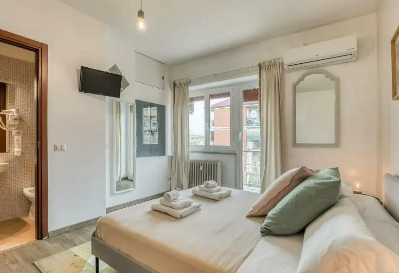 Camera Standard con Balcone, Bnb Drive In