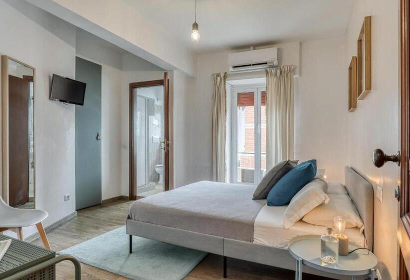 Camera Standard con Balcone, Bnb Drive In