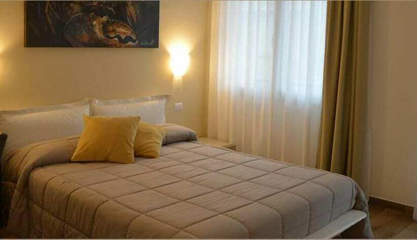 اتاق استاندارد با بالکن, Casa Mafalda