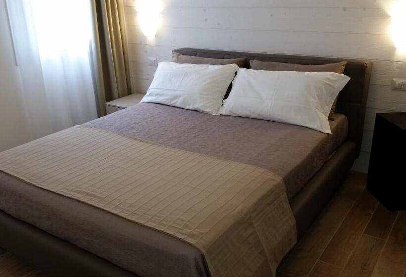 اتاق استاندارد با بالکن, Casa Mafalda