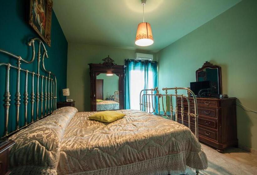 חדר דלוקס עם מרפסת, B&b La Dimora Di Samu