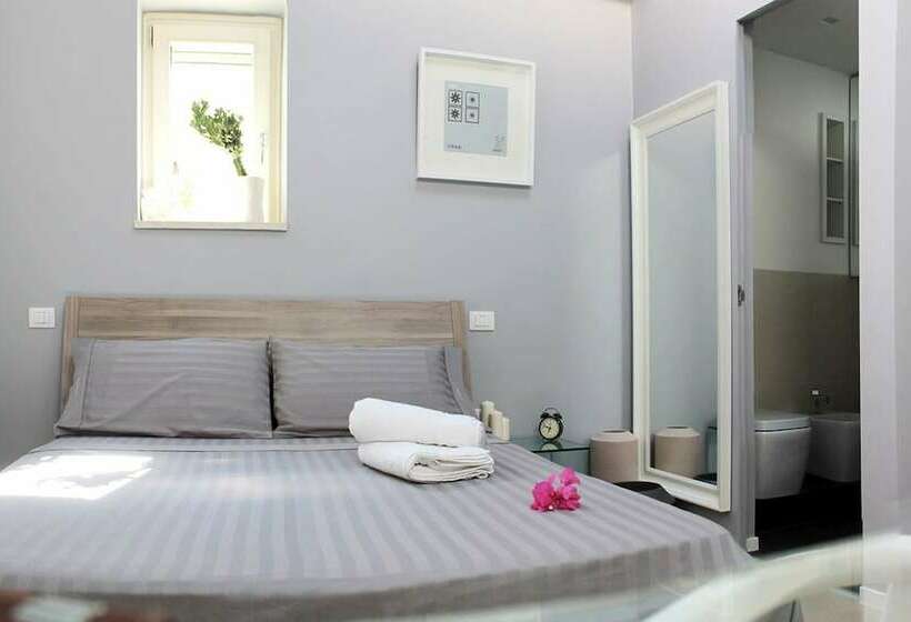 اتاق استاندارد, La Gnostra