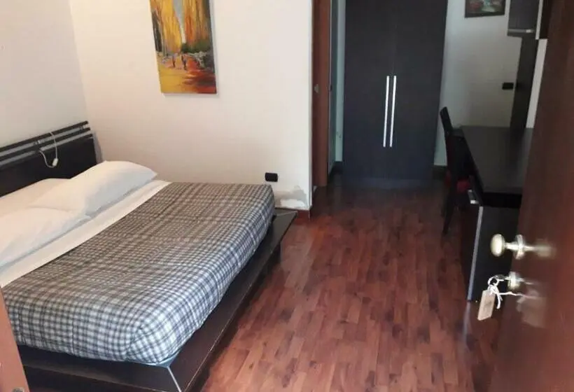 スタンダードルーム, Maglioferro Residence