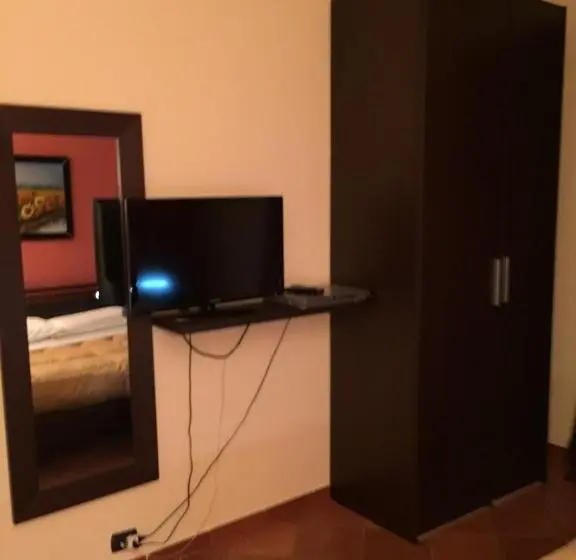 スタンダードルーム, Maglioferro Residence