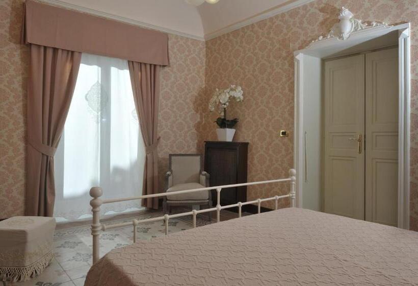 غرفة ديلوكس سرير كينج, Palazzo Bella