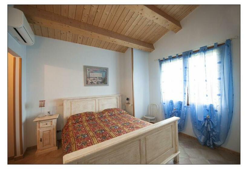 غرفة قياسية مطلّة علي البحر, Bed & Breakfast Montesterlino