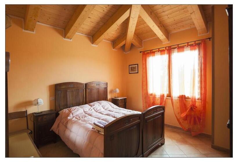 マウンテンビュースタンダードルーム, Bed & Breakfast Montesterlino