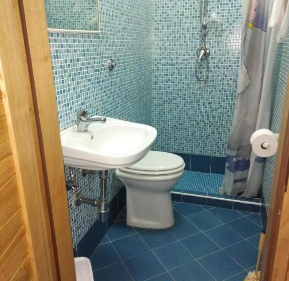 스탠다드 룸 산 전망, Genziana B&b By Vm