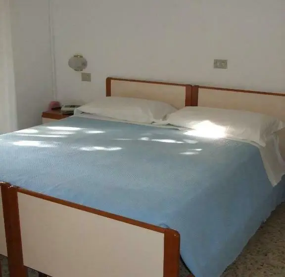 اتاق استاندارد, Albergo La Primula