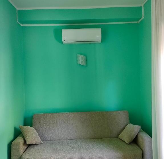 스탠다드 트리플 룸, Albergo La Primula