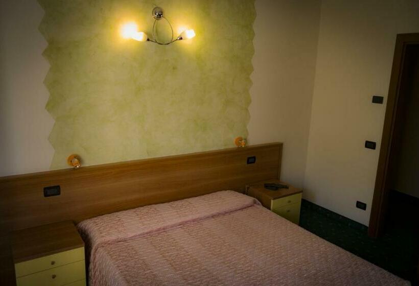 חדר סטנדרט נוף להרים, Albergo La Romanella