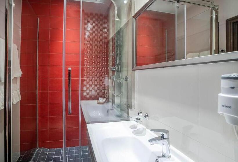 اتاق استاندارد, Baltazaras