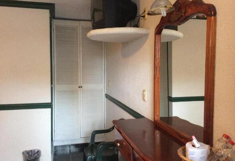 Номер Стандарт, Del Angel