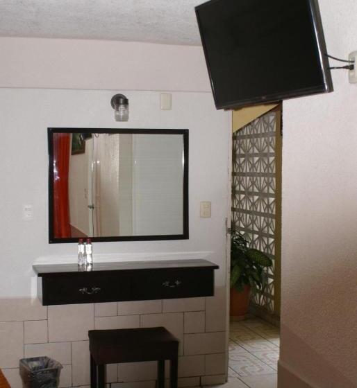 Трехместный Номер Базовый, Del Angel