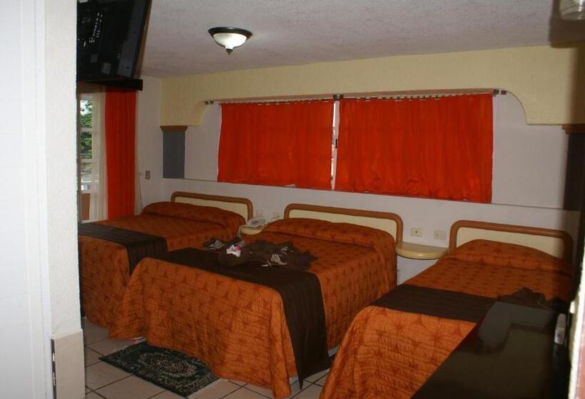 Трехместный Номер Базовый, Del Angel