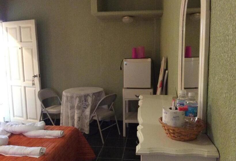 Полулюкс, Del Angel