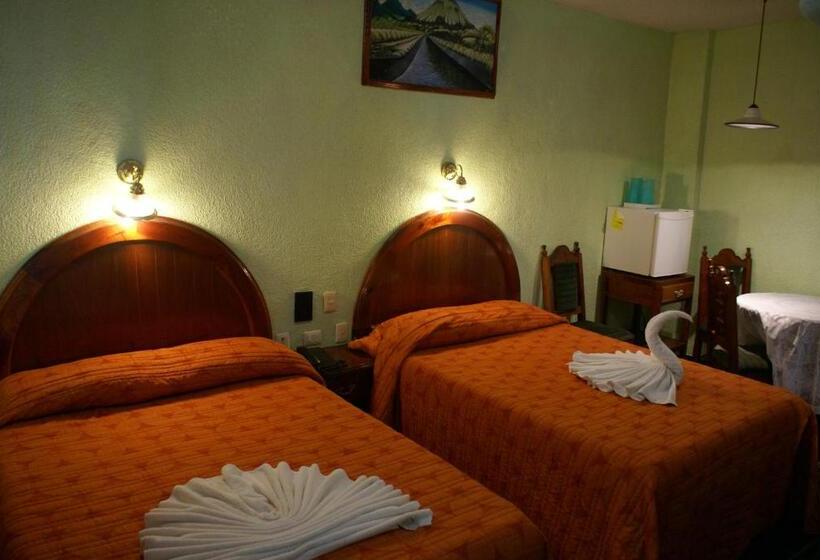 Полулюкс, Del Angel