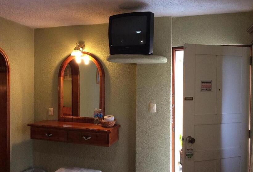 Полулюкс, Del Angel