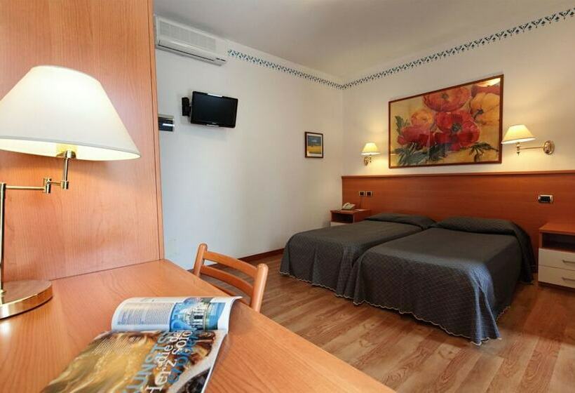 غرفة قياسية, La Serena